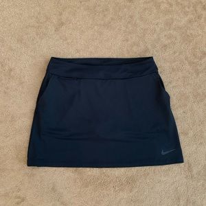 Women’s Nike Golf Skort. Size Medium.